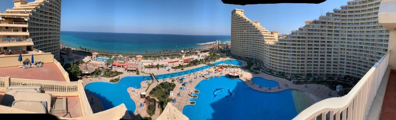 Porto Sokhna Pyramids Apartments With Sea View Families Only Ain Sukhna Exterior foto