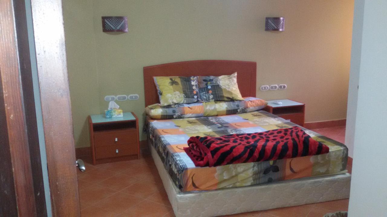 Porto Sokhna Pyramids Apartments With Sea View Families Only Ain Sukhna Exterior foto